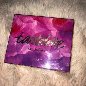 NOT NEW Tartlette in Bloom palette